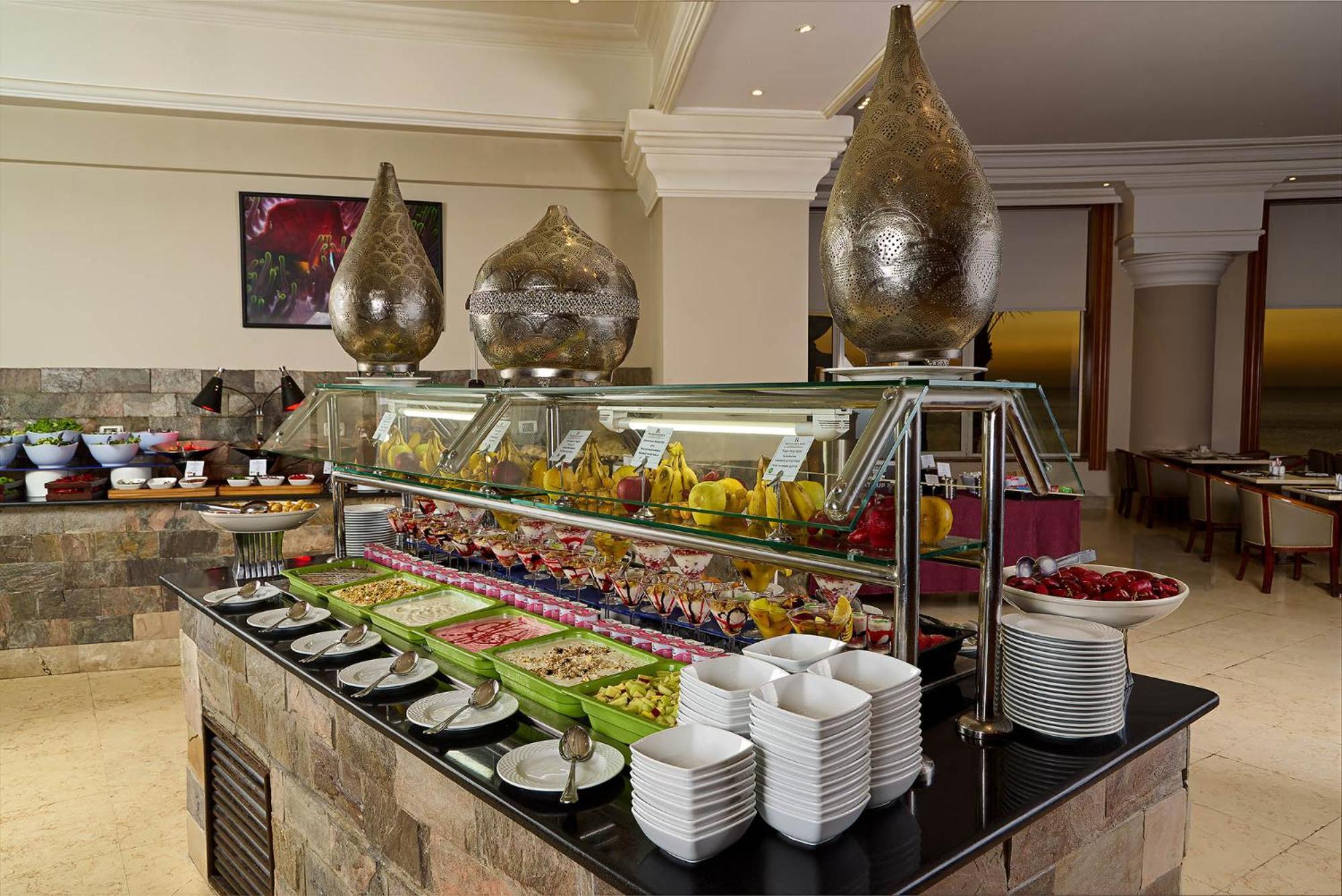 Курортный комплекс Renaissance Sheikh Golden View 5*